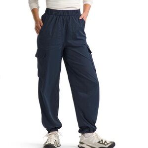 The North Face Women's Spring Peak Cargo Pants — Black NWT